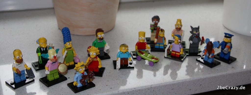 The-Simpsons-Lego-Minifigures